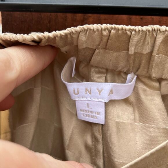 Lunya Checkered Tan Pajama Set - Picture 4 of 6